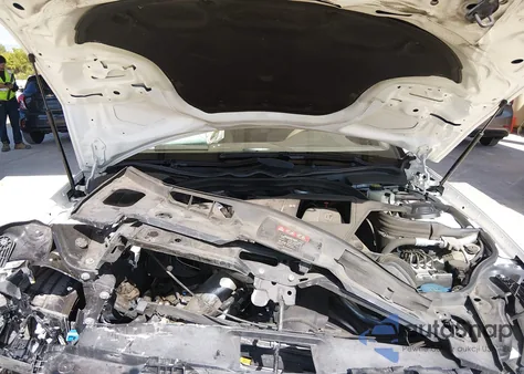 2013 Mercedes-Benz Cls 550 z USA, uszkodzony, nr VIN WDDLJ7DB1DA082065